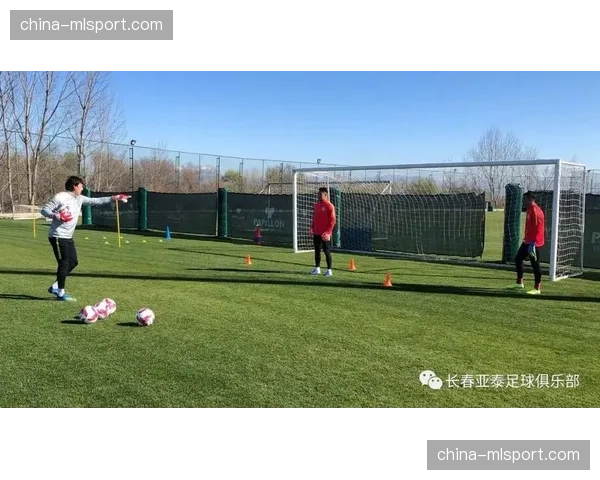 探营中国女垒：在海外拉练中寻找差距与信心